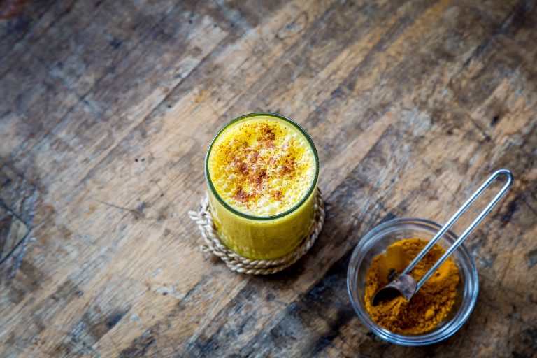 Read more about the article Turmeric Latte Recipe